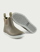 Huk Rogue Wave Fishing Boots Mud