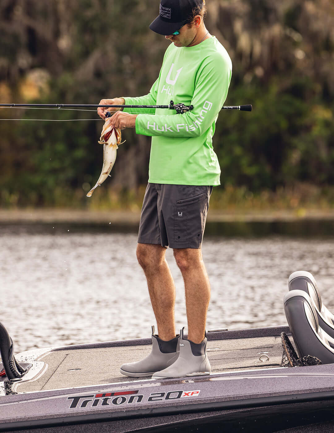 Huk Rogue Wave Fishing Boots